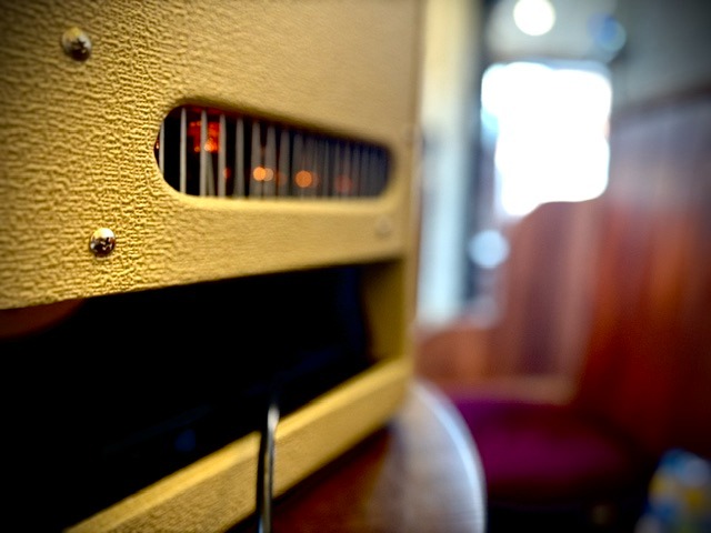 Tube amp glowing